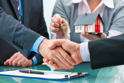 Do not take the keys to a new house until approved by your attorney. 